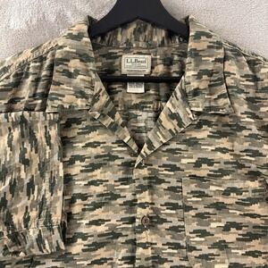 L.L. Bean Button Down Shirt Mens Size XL Green Camo Traditional Fit